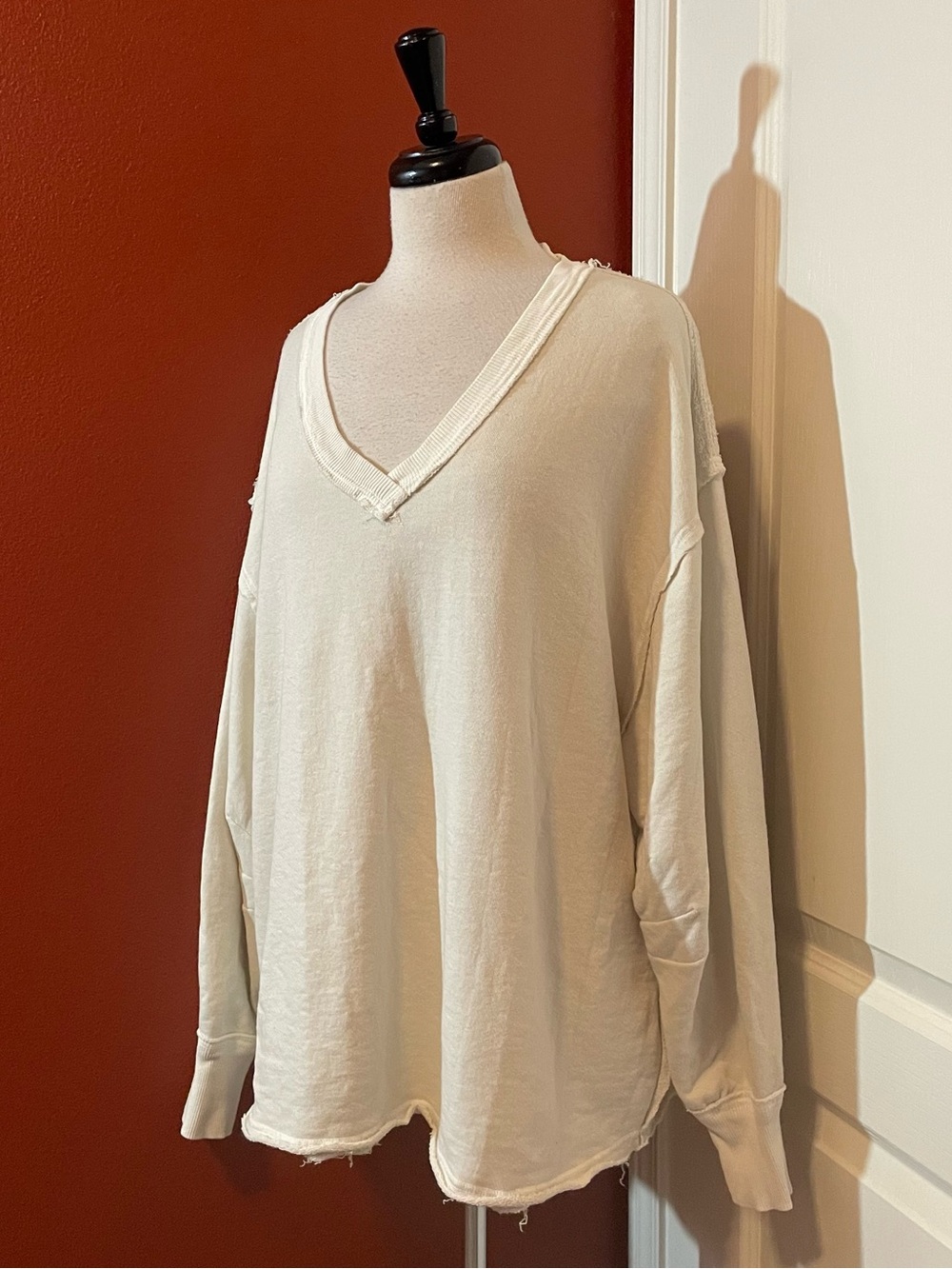 Free People We The Free Women’s Oversized Slouchy V Neck White Raw Hem Sweater